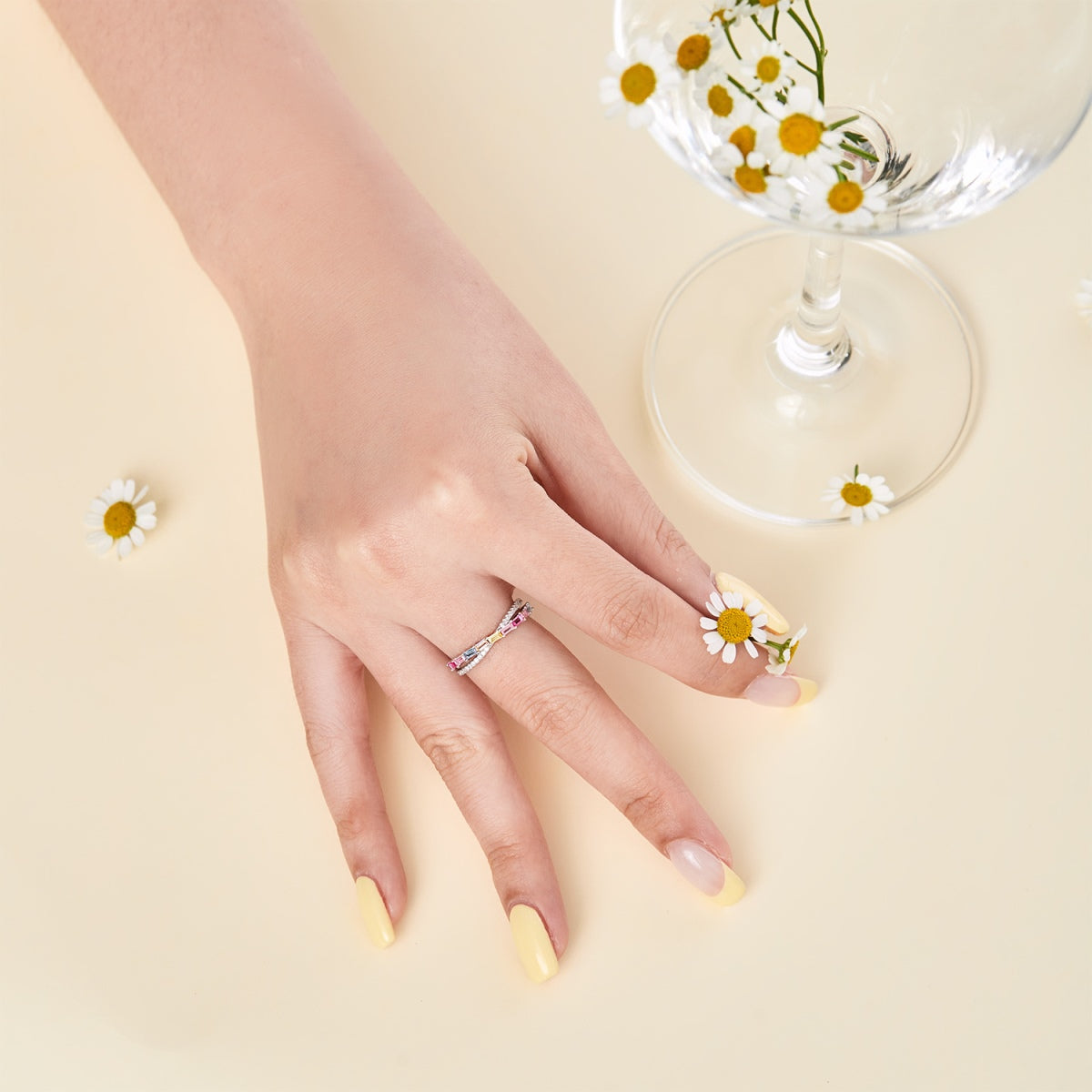 [Regalia jewelry]Energetic Elegant Radiant Cut Party Ring
