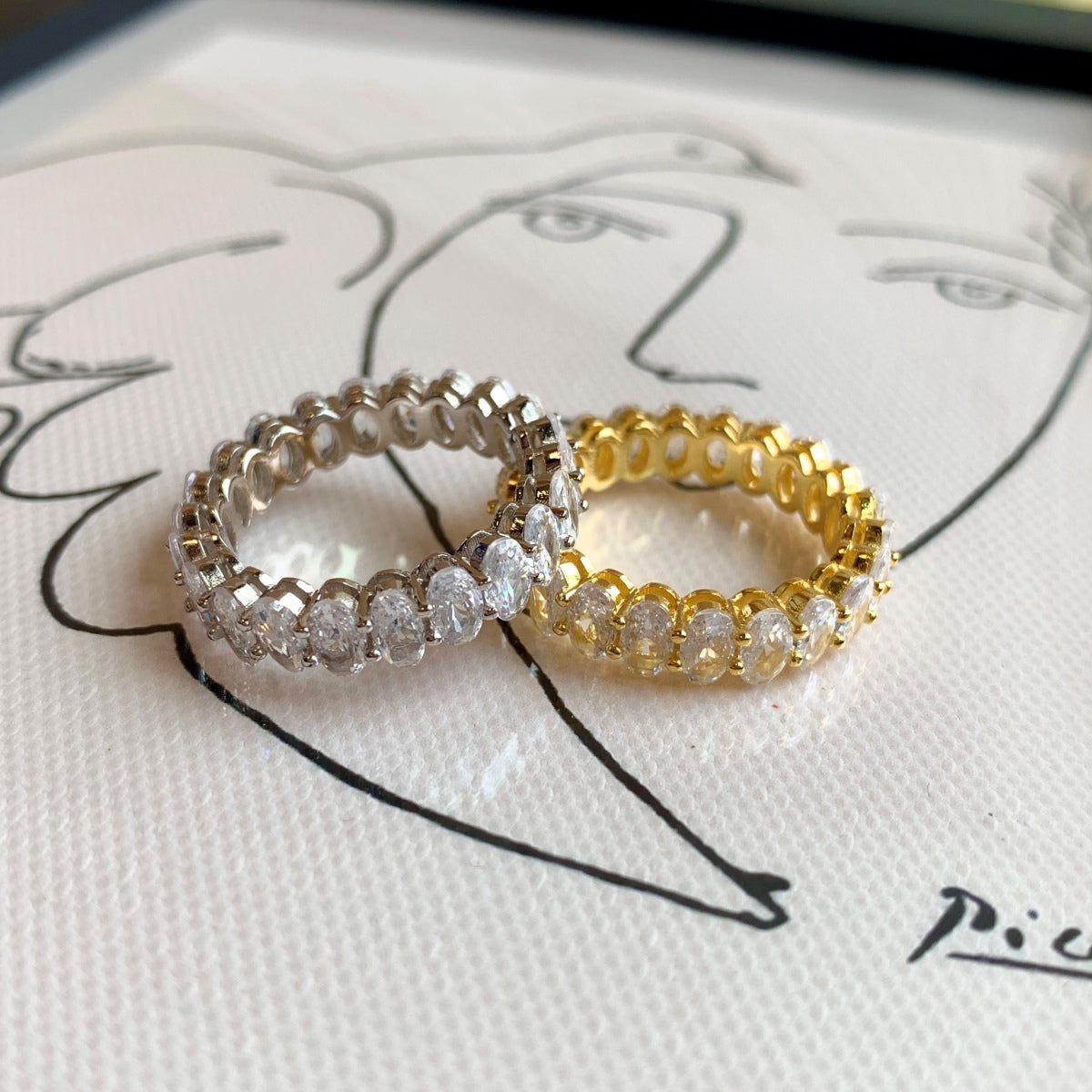 [Regalia jewelry]Ornate Oval Cut Tennis Ring