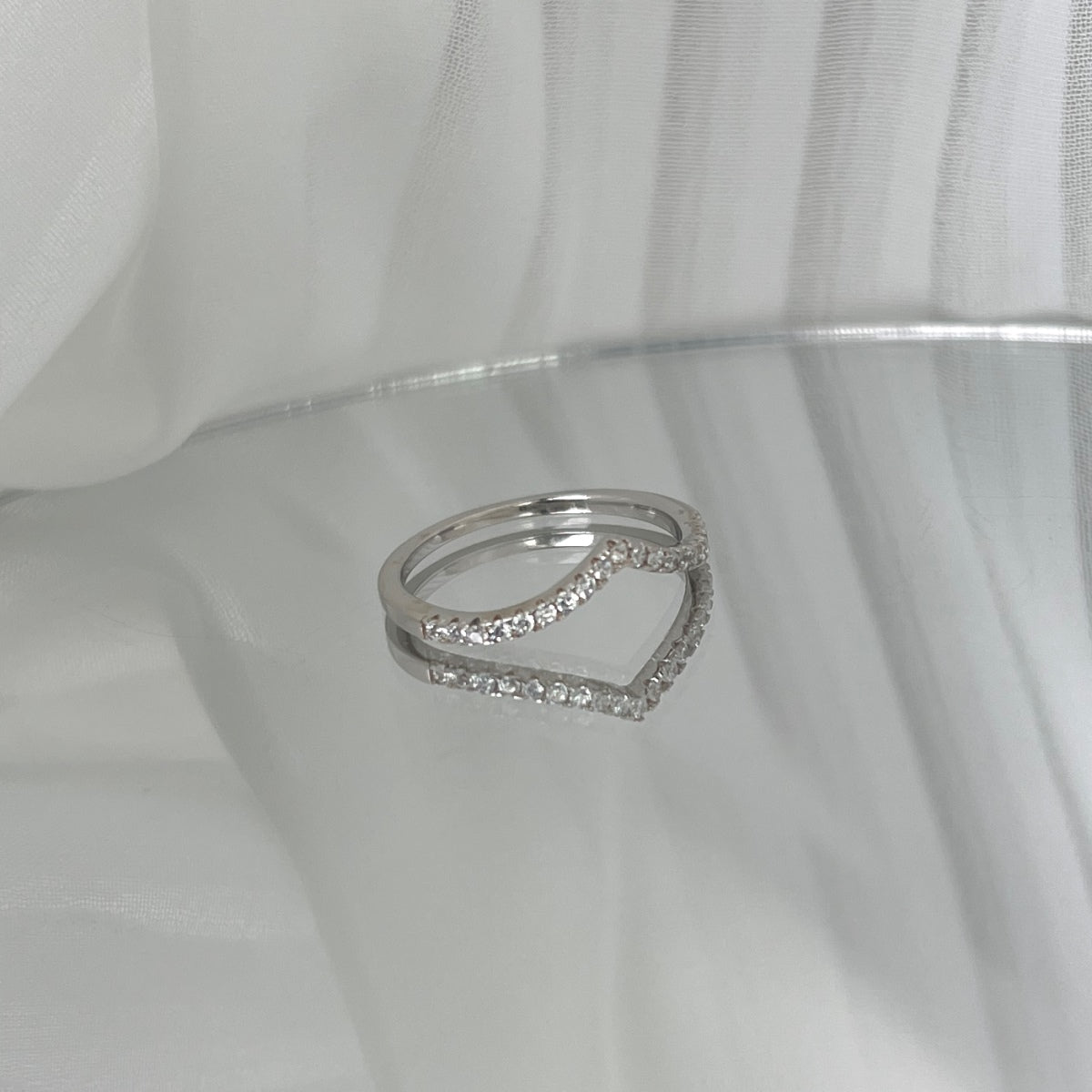 [Regalia jewelry]Elaborate Tennis Band Ring