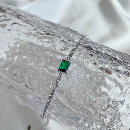[Regalia jewelry]1.0 Carat Unique Emerald Cut Banquet Bracelet
