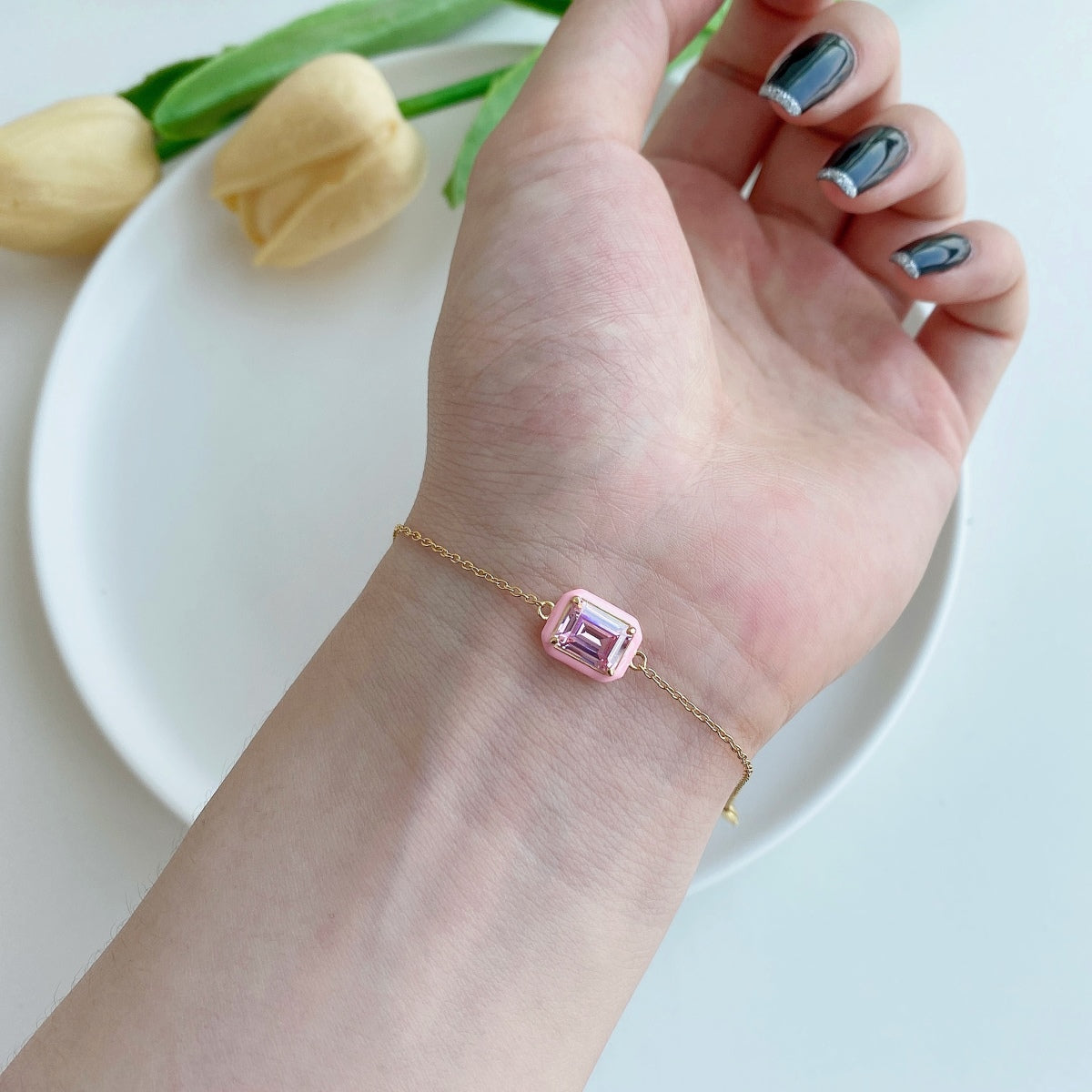 [Regalia jewelry]2.0 Carat Sparkling Colorful Emerald Cut Daily Bracelet
