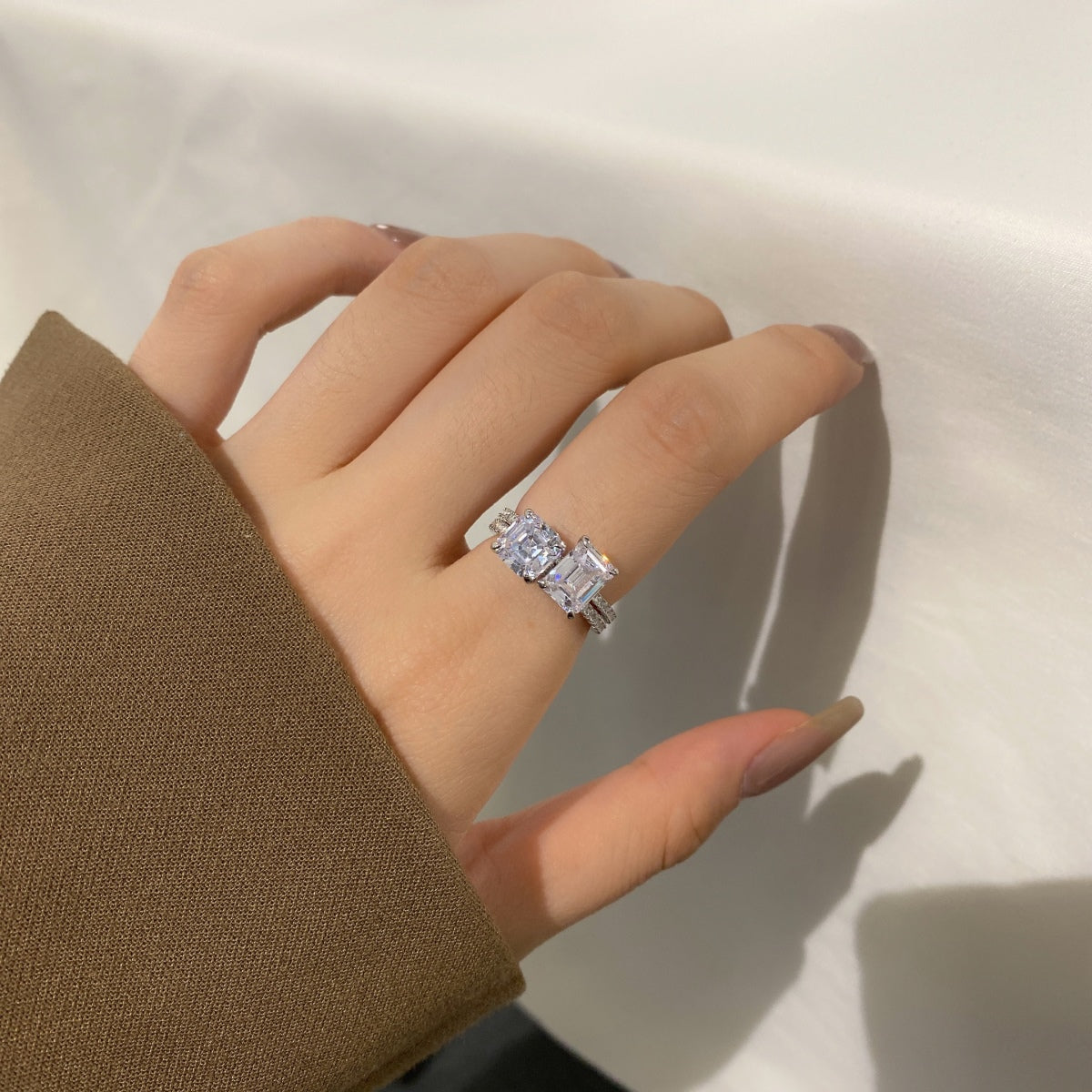 [Regalia jewelry]2.0 Carat Scintillating Ornate Radiant Cut Party Ring