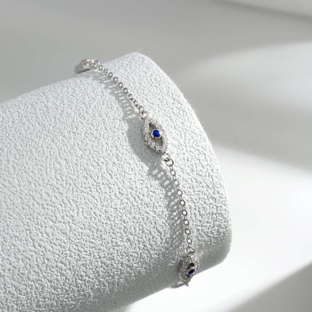 [Regalia jewelry]Evil Eye Shape Pendent Necklace