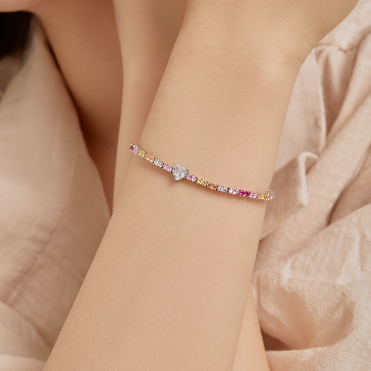 [Regalia jewelry]Delicate Romantic Heart Shape Lover Bracelet