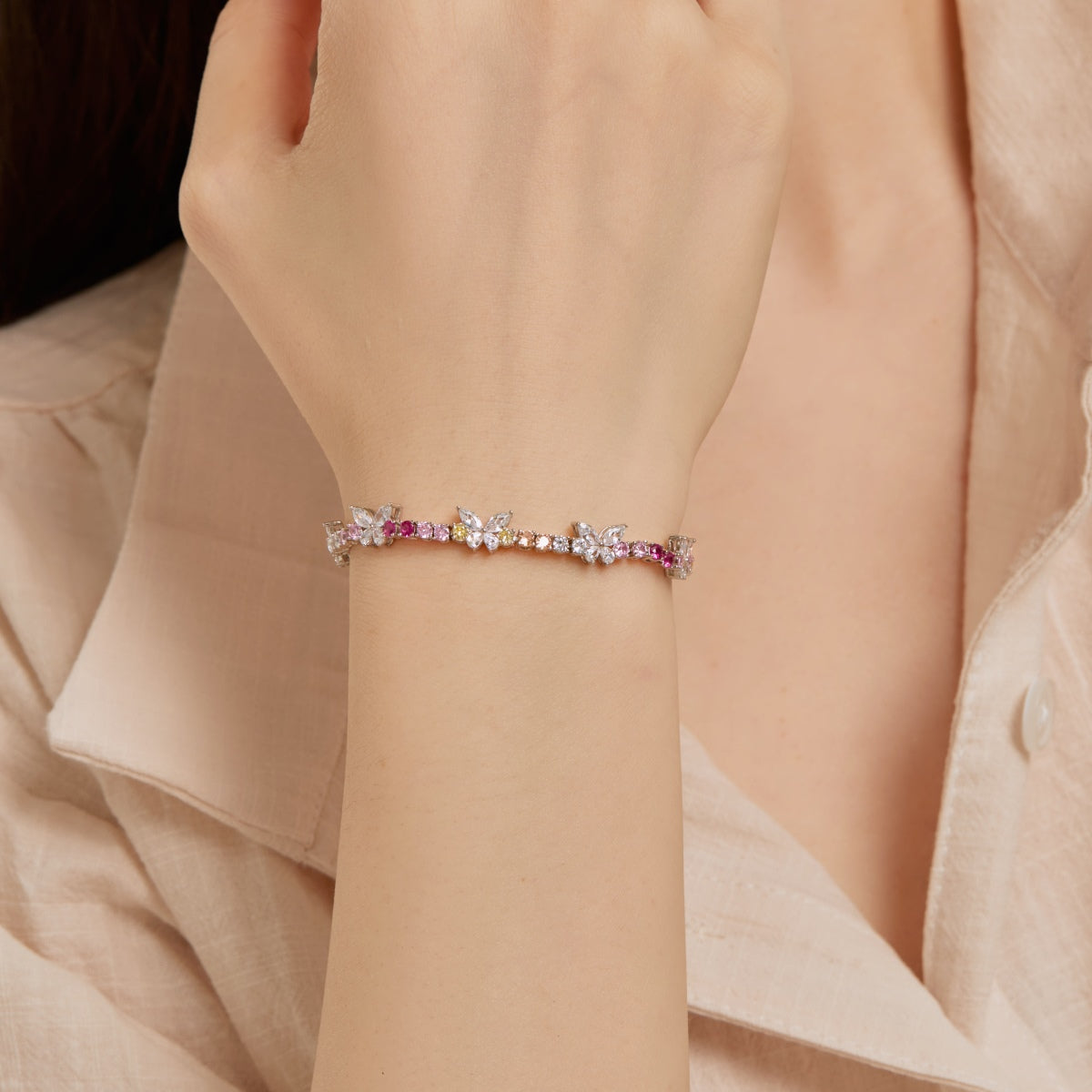 [Regalia jewelry]Ornate Colorful Butterfly Shape Round Cut Daily Bracelet