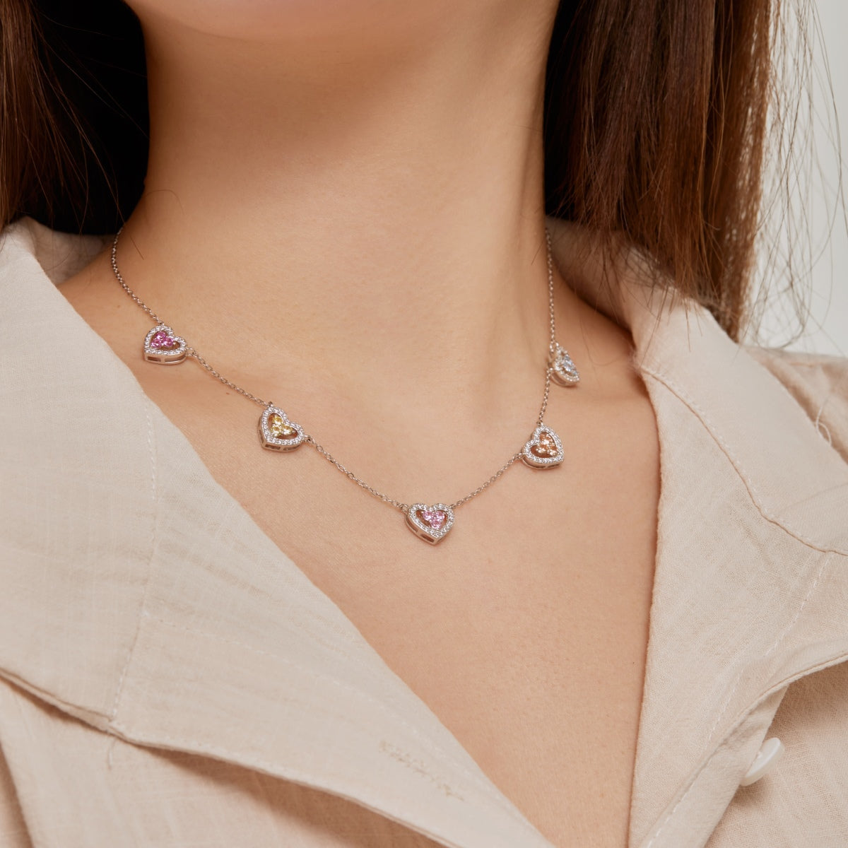 [Regalia jewelry]Sparkling Five Heart Necklace