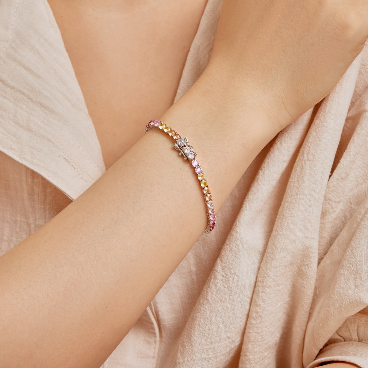 [Regalia jewelry]Radiant Colorful Round Cut Tennis Bracelet