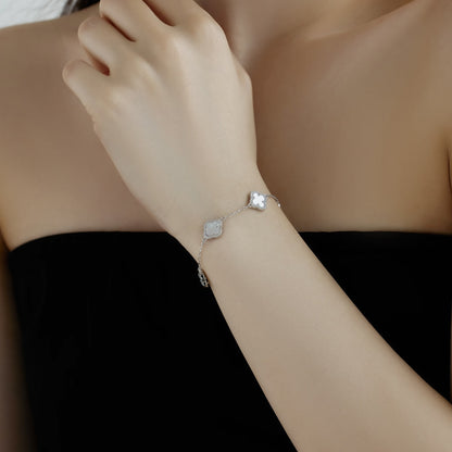 [Regalia jewelry]Four-Leaf Clover Exquisite Bracelet