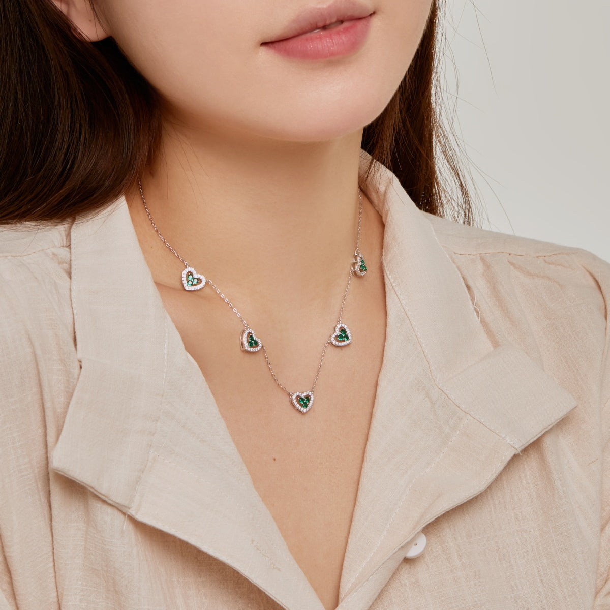 [Regalia jewelry]Sparkling Five Heart Necklace