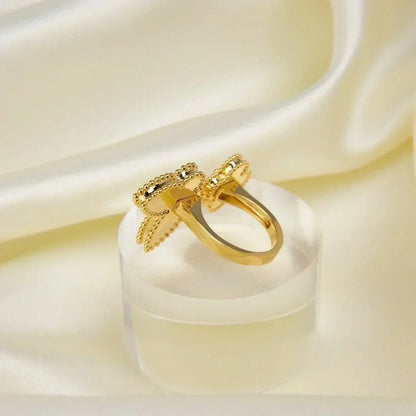 [Regalia jewelry]LUCKY BETWEEN THE FINGER RING