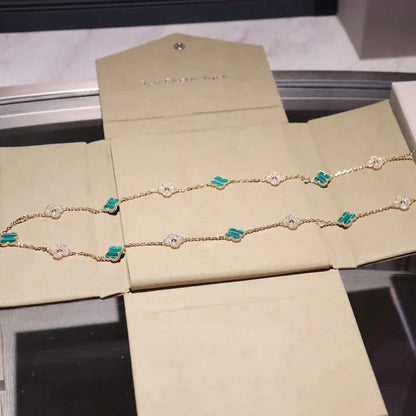 [Regalia jewelry]CLOVER 20 MOTIFS MALACHITE DIAMOND NECKLACE