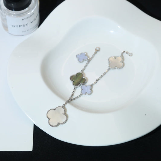 [Regalia jewelry]CLOVER BRACELET 5 MOTIFS MOP CHALCEDONY SILVER