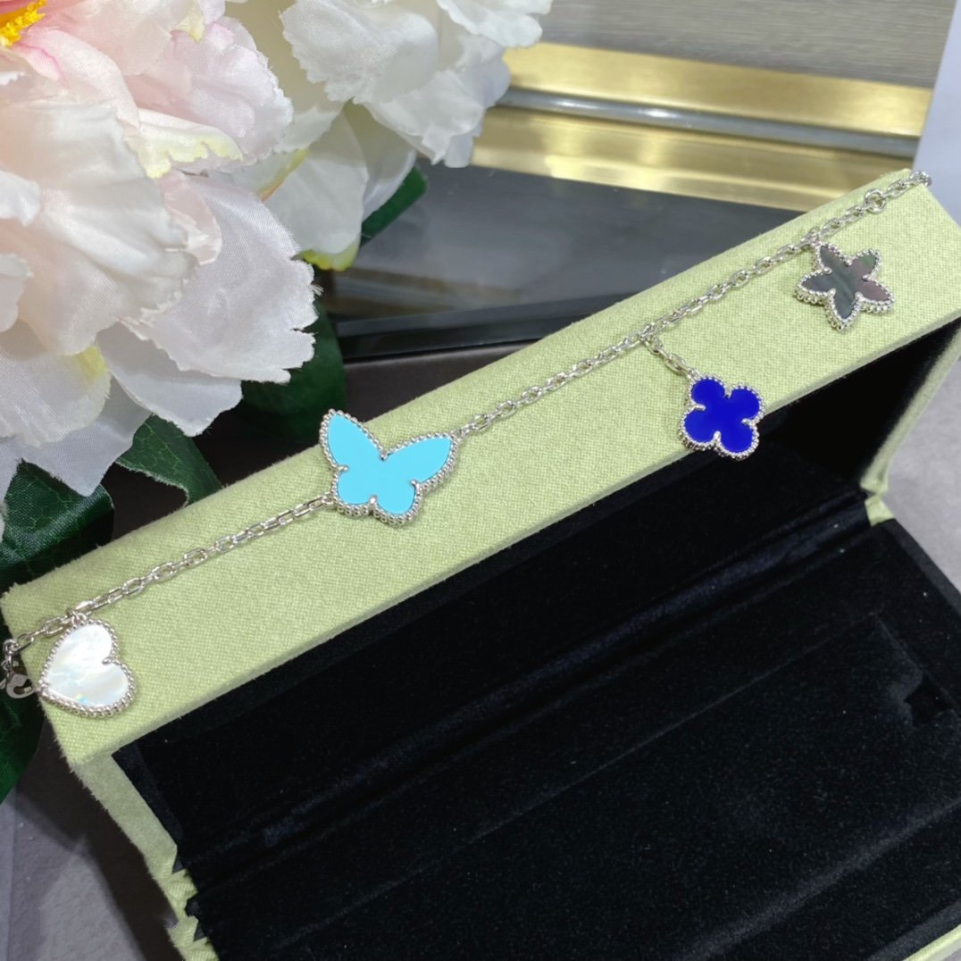 [Regalia jewelry]LUCKY SPRING SILVER BRACELET 4 MOTIF