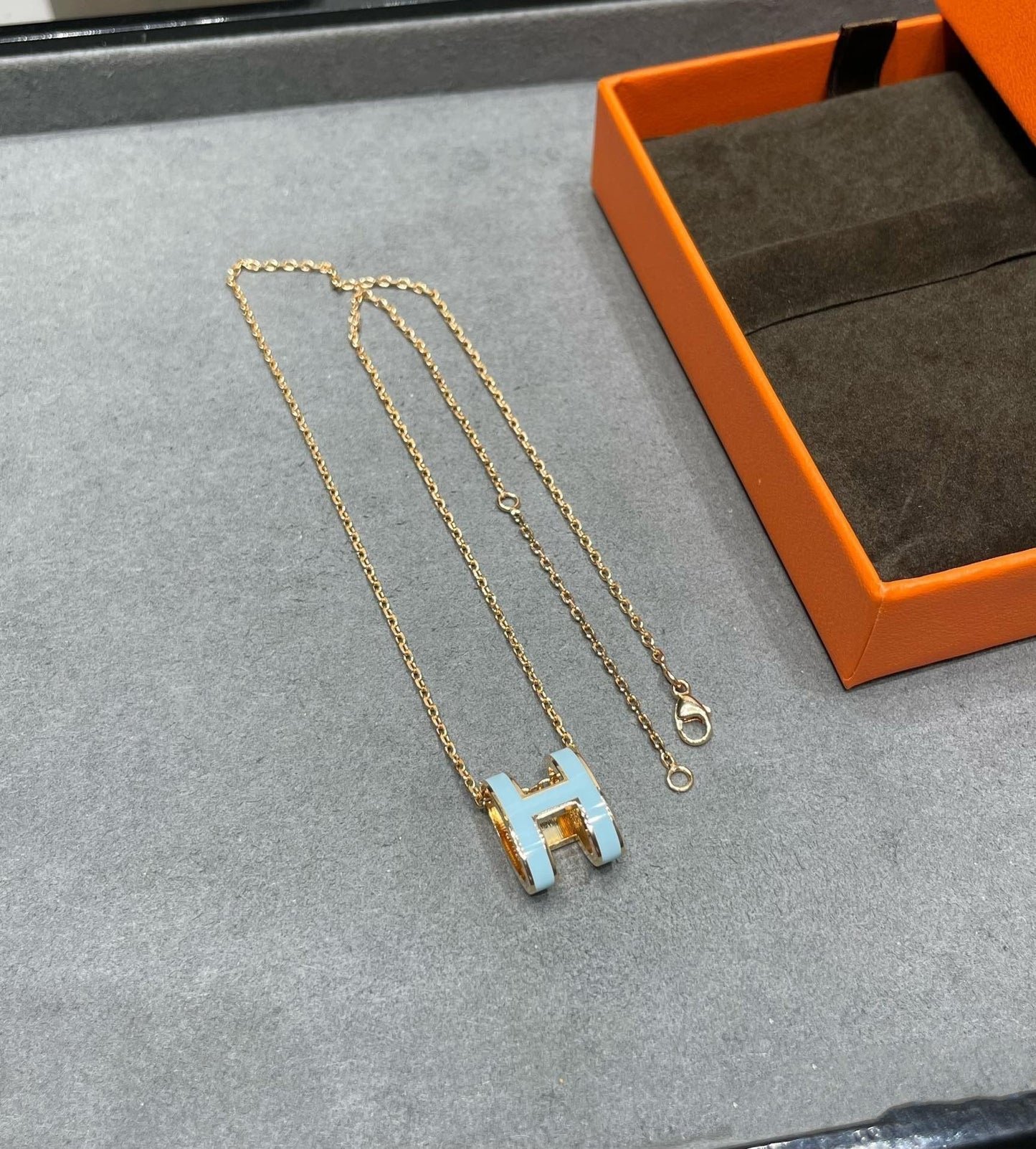 [Regalia jewelry]POP H SKY BLUE NECKLACE