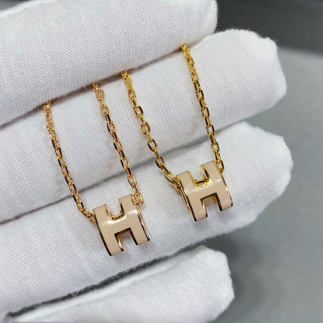 [Regalia jewelry]MINI POP H NECKLACE