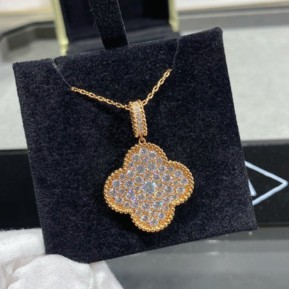 [Regalia jewelry]CLOVER 25MM LARGE PEDANT DIAMOND PAVED LONG NECKLACE