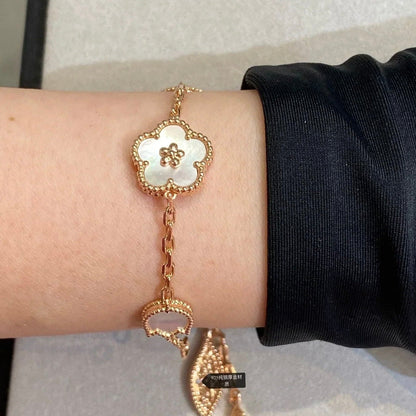 [Regalia jewelry]LUCKY SPRING 5 MOTIF BRACELET