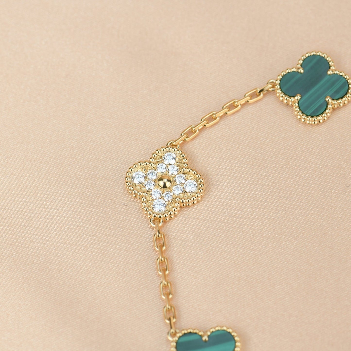 [Regalia jewelry]CLOVER  5 MOTIF MALACHITE DIAMOND BRACELET