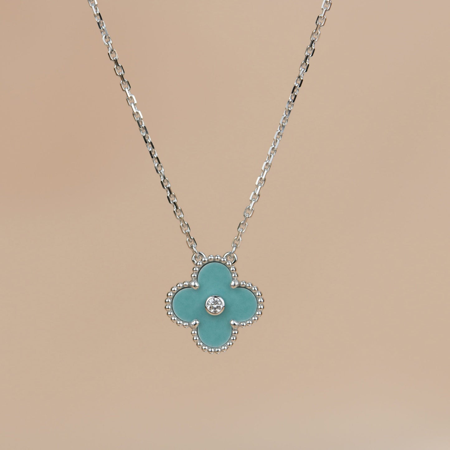 [Regalia jewelry]CLOVER 15MM DIAMOND SVRES PORCELAIN  NECKLACE SILVER