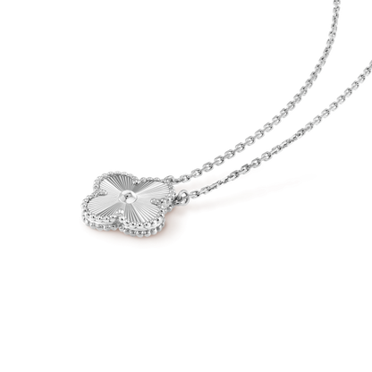 [Regalia jewelry]CLOVER 15MM LASER NECKLACE SILVER