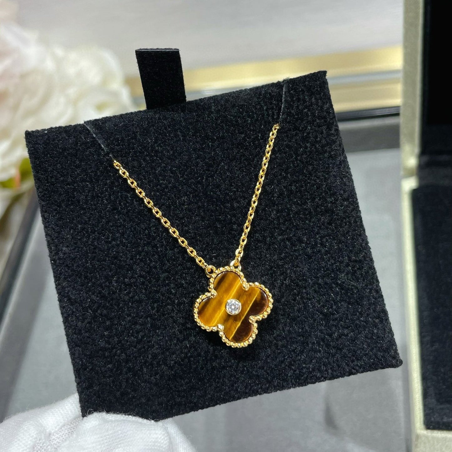 [Regalia jewelry]CLOVER 15MM DIAMOND AND YELLOW TIGER'S EYE AGATE necklace