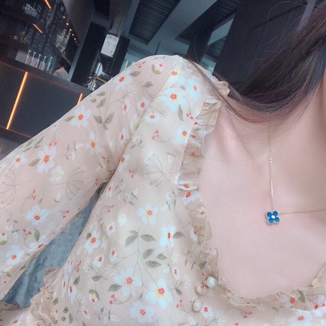[Regalia jewelry]CLOVER 15MM DIAMOND AND BLUE AGATE NECKLACE