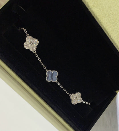 [Regalia jewelry]CLOVER  5 MOTIF DIAMOND PURPLE CHALCEDONY BRACELET SILVER