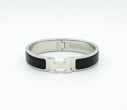 [Regalia jewelry]H BLACK BRACELET