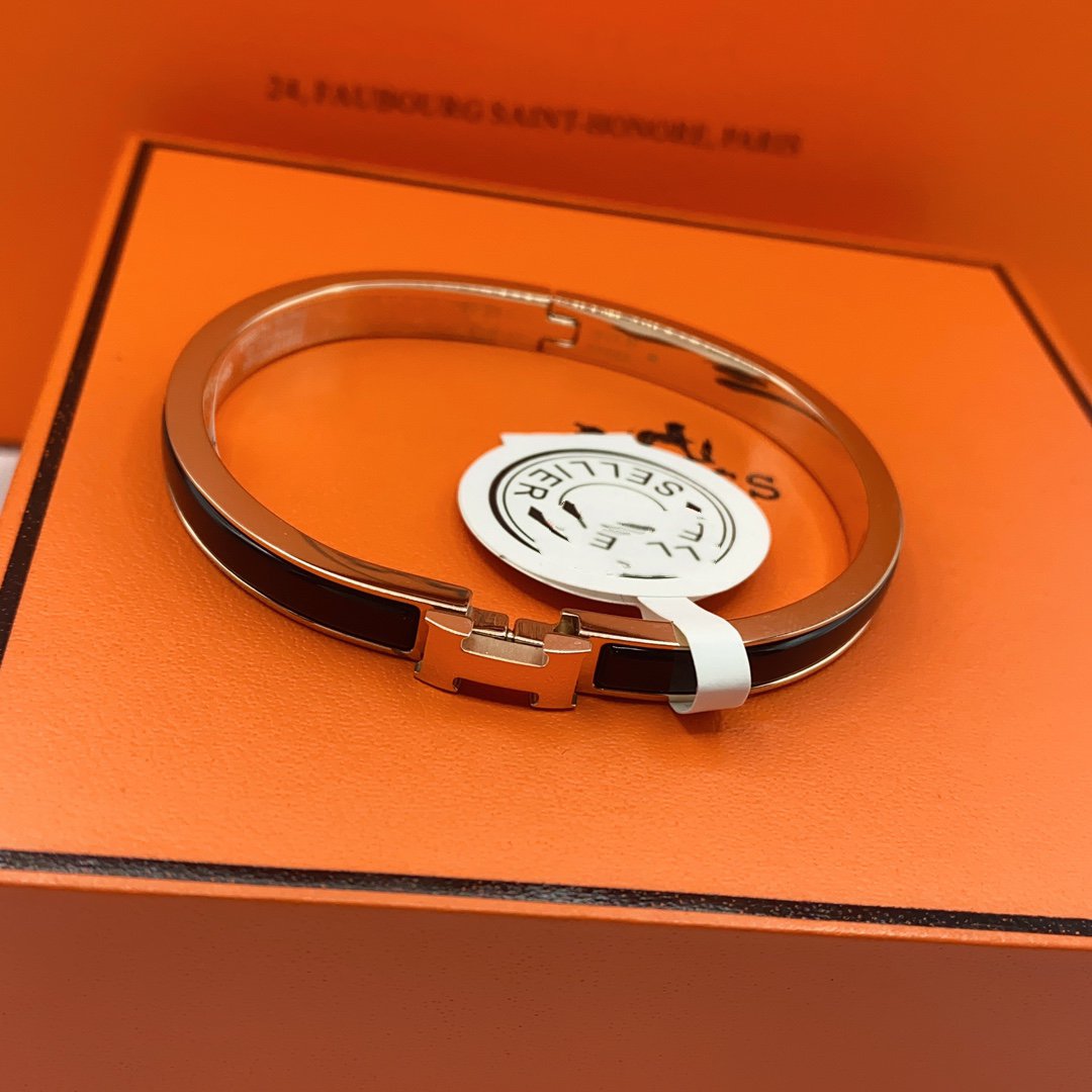 [Regalia jewelry]CLASSIC HM CLIC BLACK 8MM ENAMEL BRACELET