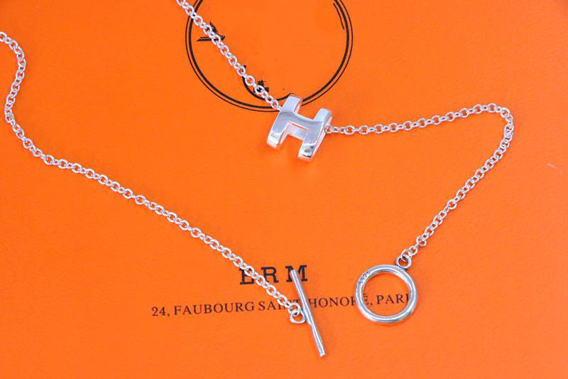 [Regalia jewelry]HM NECKLACE H LETTER OVAL SERIES