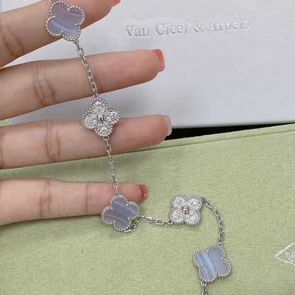 [Regalia jewelry]CLOVER  5 MOTIF DIAMOND PURPLE CHALCEDONY BRACELET SILVER