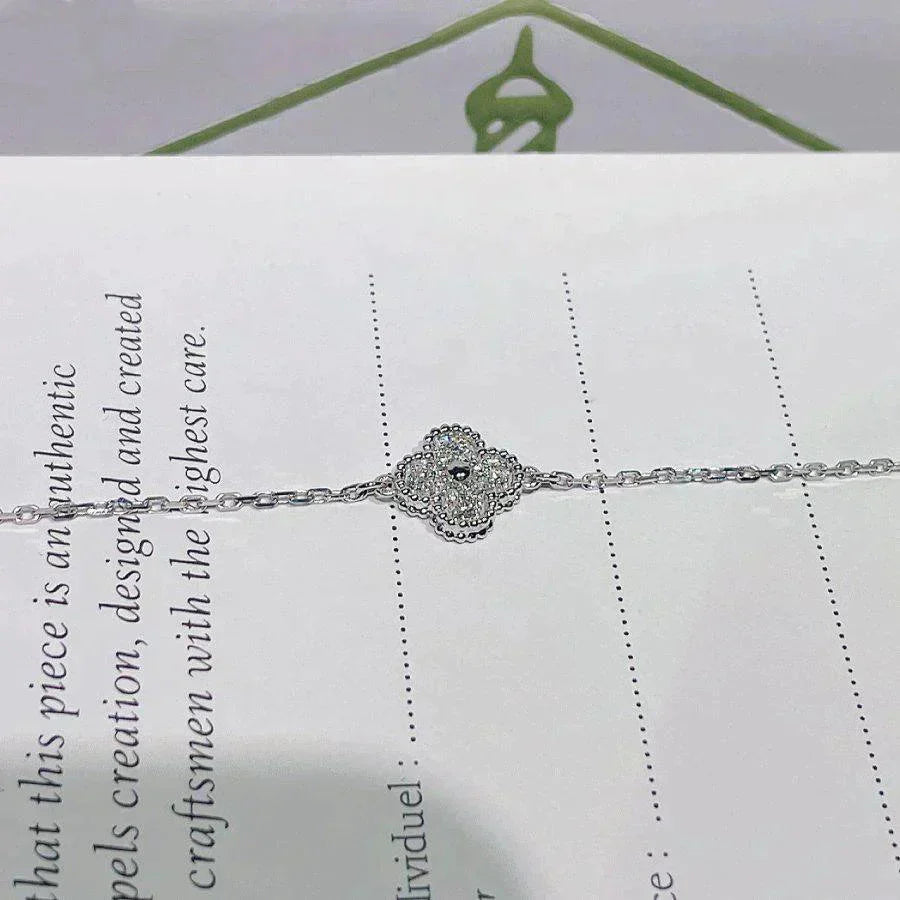 [Regalia jewelry]CLOVER  SINGLE FLOWER BRACELET SILVER