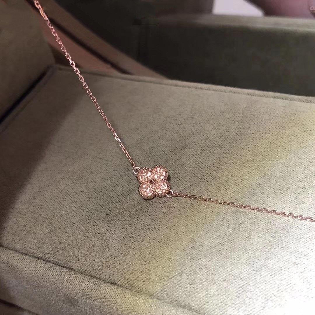 [Regalia jewelry]CLOVER SINGLE FLOWER BRACELET